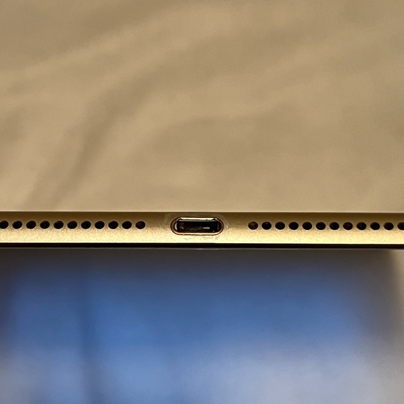 iPad Air 2 iPad - Picture 7 of 10